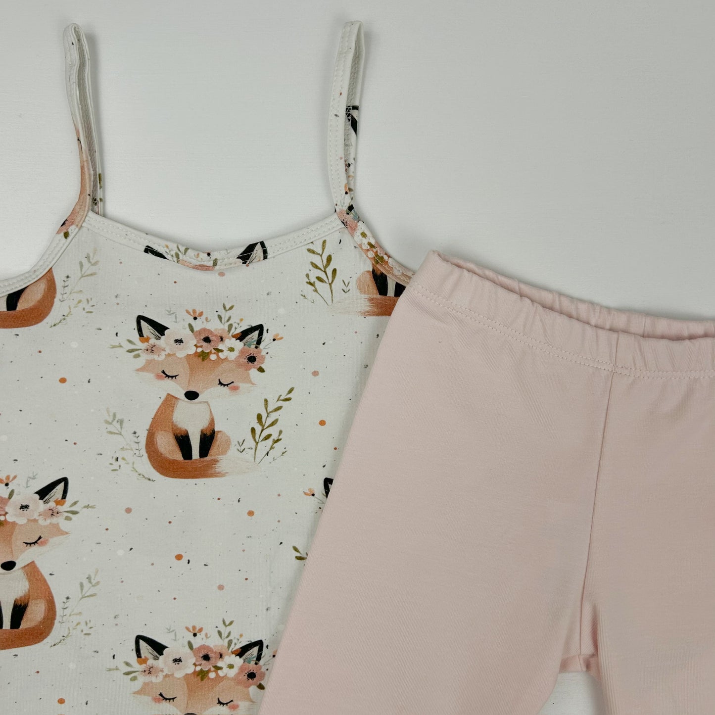 Blütenfuchs – Sommertop mit zauberhaftem Fuchs-Print