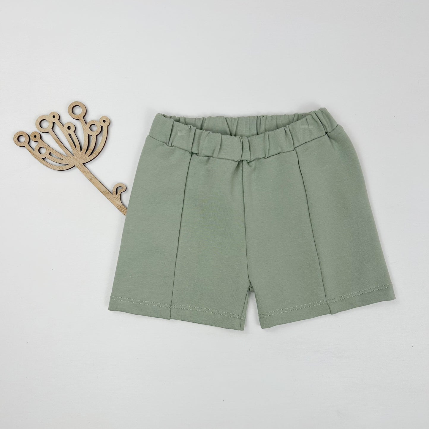 Salbeiglück – Shorts in zartem Mintgrün