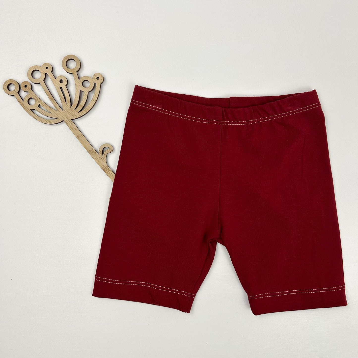 Kirschrot – Bequeme Babyshorts aus Bio-Baumwolle