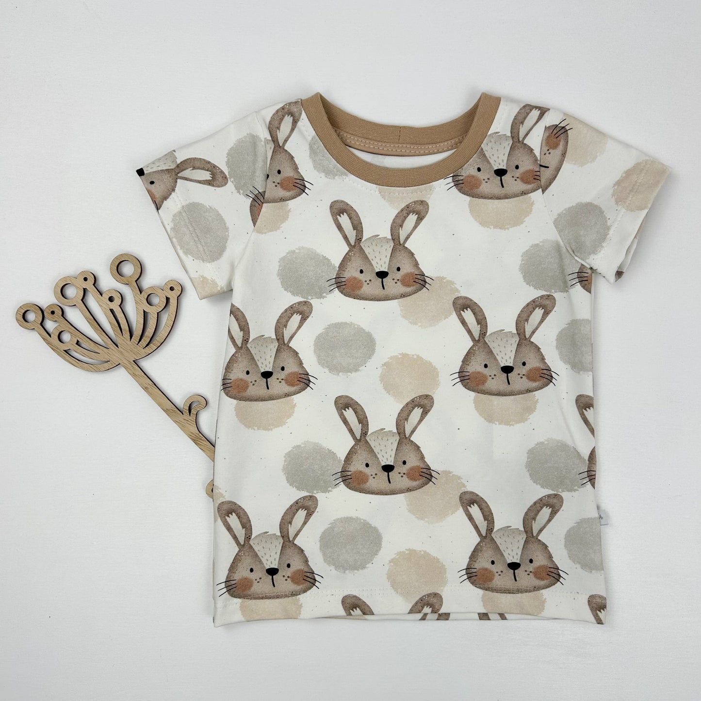 Hoppelglück – Shirt für kleine Naturfreunde