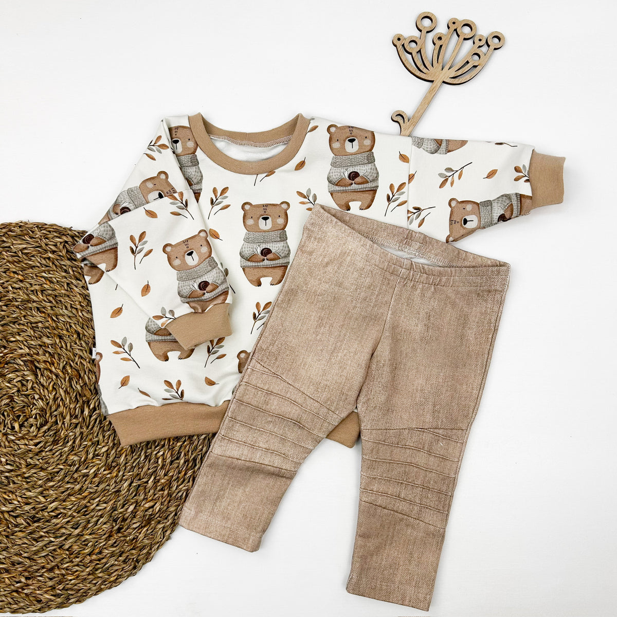 Kinder Oversize-Pullover aus Bio-Baumwolle mit Bärenprint – Creme