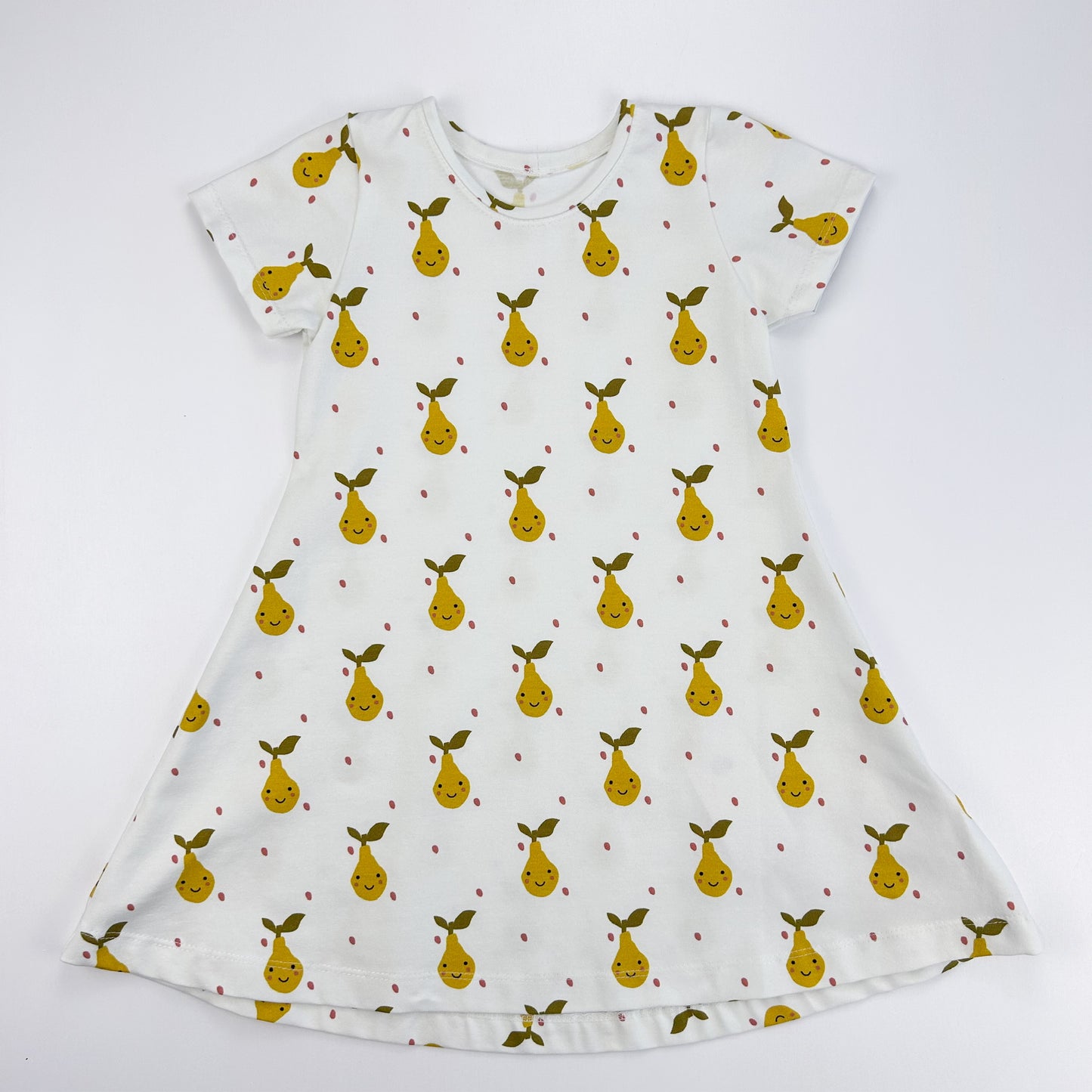 Fruchtzauber – Sommerkleid mit süßem Birnenprint